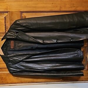 Vintage Women's Siena Leather Jacket